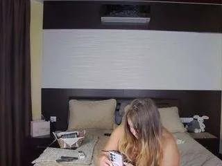 fluffybeauty on CamSoda 