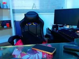 Freechat girlamada on CamSoda