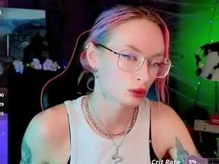 Offline helen-carter on CamSoda