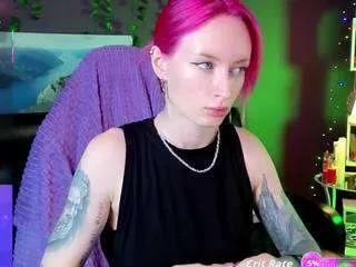 Offline helen-carter on CamSoda