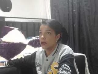 hellen-slutty on CamSoda 