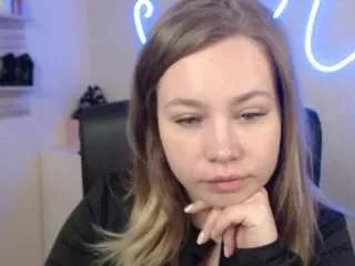 holly95love on CamSoda 