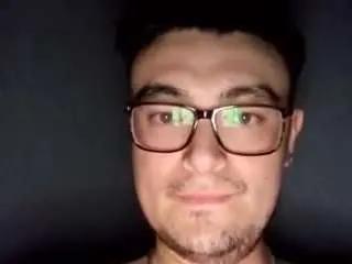 Offline hornyasianman on CamSoda