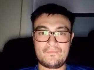 Offline hornyasianman on CamSoda