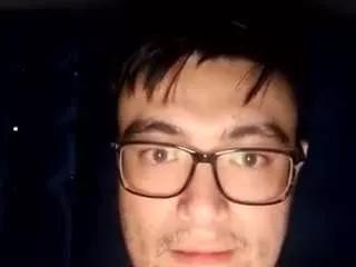 Offline hornyasianman on CamSoda