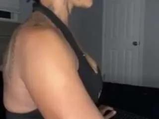 iambaldheadbrittany on CamSoda