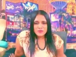 Freechat indiansexylady4u on CamSoda