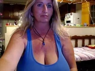 jennadeluxe on CamSoda 