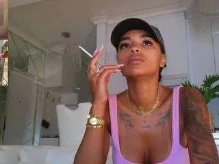 kimibrowny on CamSoda 