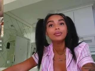kimibrowny on CamSoda 