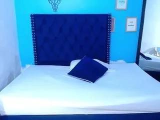 kinky-redhead18 on CamSoda 
