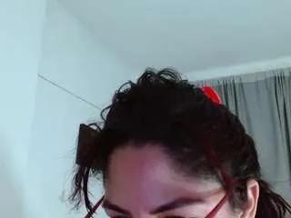 kinkymilff on CamSoda 