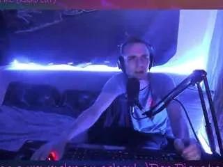 Offline knackarsch87 on CamSoda