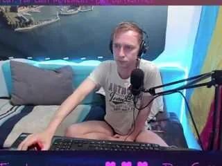 Offline knackarsch87 on CamSoda