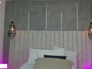 Offline lea-gray on CamSoda