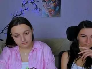 Offline lia-sunset on CamSoda