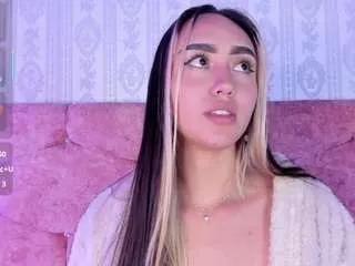 liaa-18 on CamSoda 