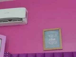 lilaagracee on CamSoda 