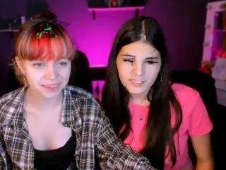 lizzie-boom on CamSoda 