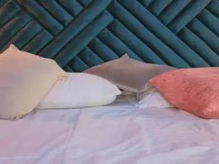 Offline lucy-vega on CamSoda