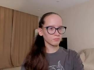 Freechat lynettebails on CamSoda