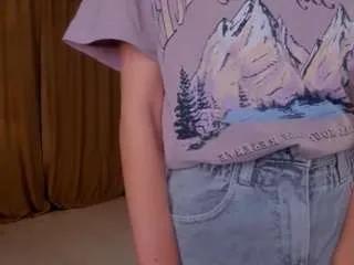 Freechat lynettebails on CamSoda