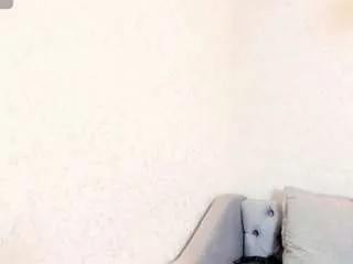 Offline magic-rouse on CamSoda