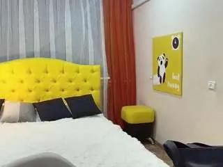 Offline masterleila on CamSoda