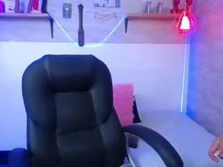 Offline maturepure on CamSoda