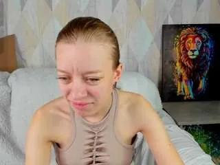 michelle-blond on CamSoda