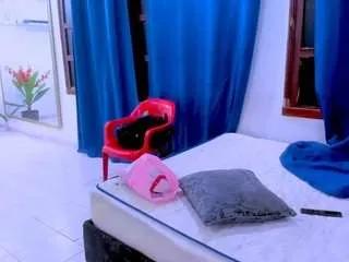Offline nahomy-ryans on CamSoda