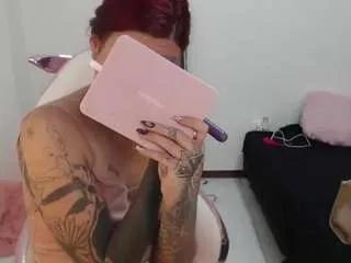 Offline nahomy-summers on CamSoda