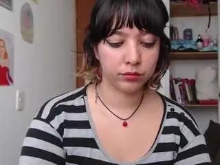 nanabelaa on CamSoda 