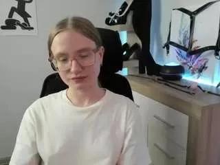 nancystar on CamSoda 