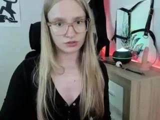 nancystar on CamSoda 