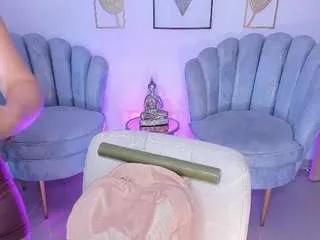 Offline naomii-campbell on CamSoda