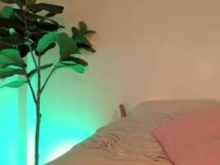 Offline nicoleriveraa on CamSoda