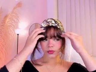 Offline nikavelvet on CamSoda