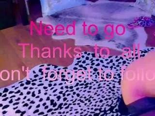 Offline nikkiprincess on CamSoda