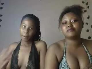 peninaapples on CamSoda