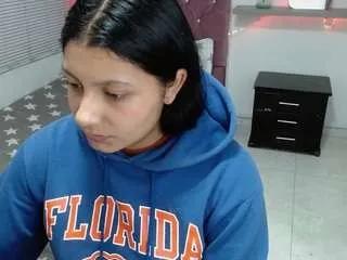 pixiefuckass on CamSoda 