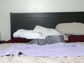 queenlolaxxx on CamSoda 