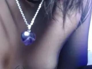 Offline red-moon1 on CamSoda