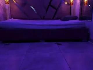 Offline renatamodel on CamSoda