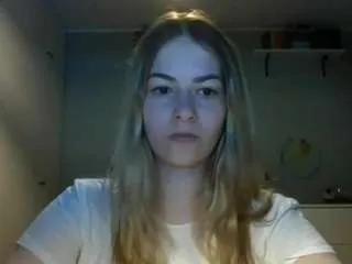 Offline rosiejune on CamSoda