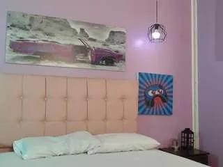 Offline sabrinaa-fox on CamSoda