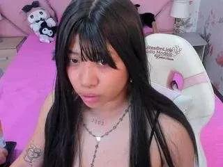 Freechat safiro-agata on CamSoda