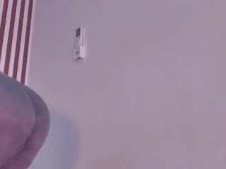 samaantha-white on CamSoda 