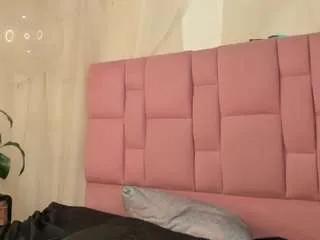 samantha-blck on CamSoda 