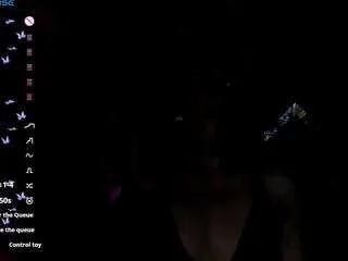 saraa-fox on CamSoda 